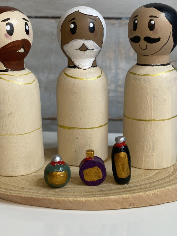 THREE KINGS Nativity Dolls - Image 4